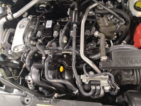 Used 2021 Nissan Sentra SR w/ SR Premium Package FWD image 30