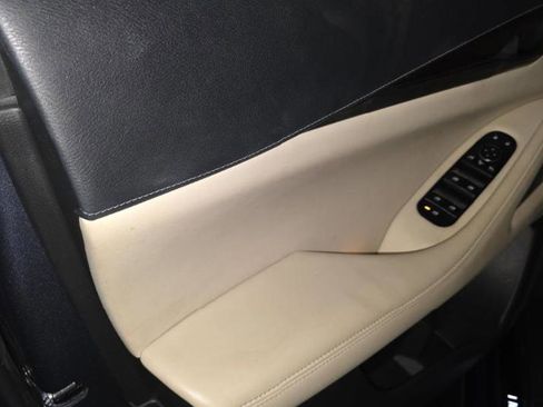 Used 2023 INFINITI QX60 Sensory w/ Vision Package image 12