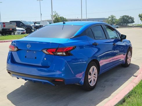 Used 2024 Nissan Versa S FWD image 5