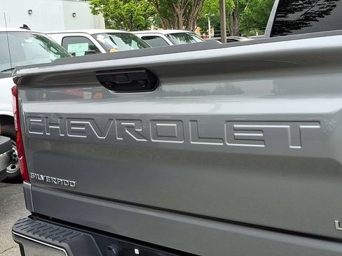Used 2025 Chevrolet Silverado 1500 LT AWD/4WD image 28