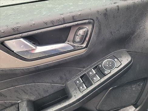 Certified 2022 Ford Escape SEL image 16