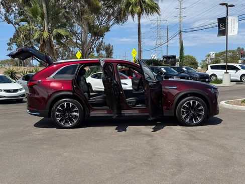 Used 2024 MAZDA CX-90 Plug-In Hybrid w/ Premium Plus AWD/4WD image 30