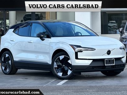 New 2026 Volvo EX30 Ultra w/ Climate Package