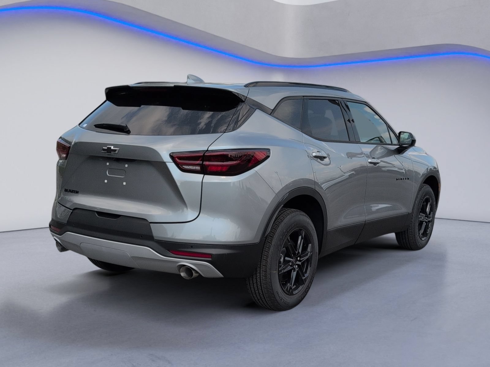 New 2026 Chevrolet Blazer LT w/ Convenience Package FWD image 3