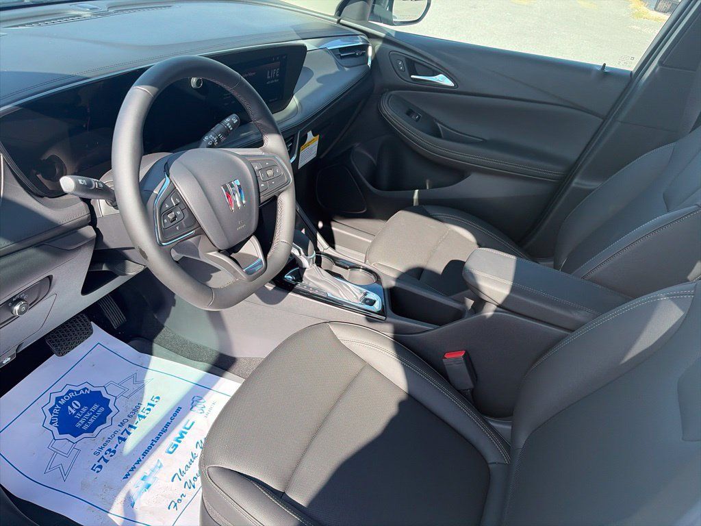 Used 2024 Buick Encore GX Sport Touring FWD image 16