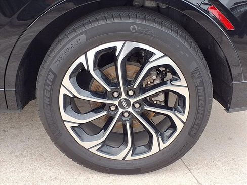 Certified 2024 Lincoln Nautilus Reserve w/ Equipment Group 202A image 25