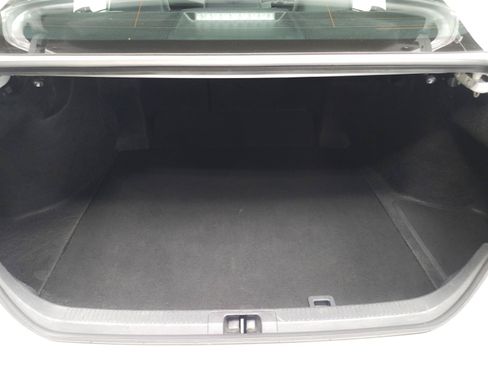 Used 2025 Toyota Camry SE FWD image 10