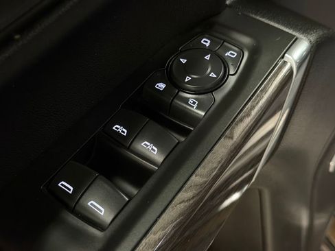 Used 2021 Chevrolet Silverado 1500 LTZ image 37