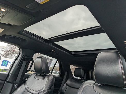 Used 2020 Ford Explorer ST w/ ST Street Pack AWD/4WD image 21