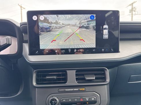 New 2025 Ford Maverick XLT w/ XLT Luxury Package image 18