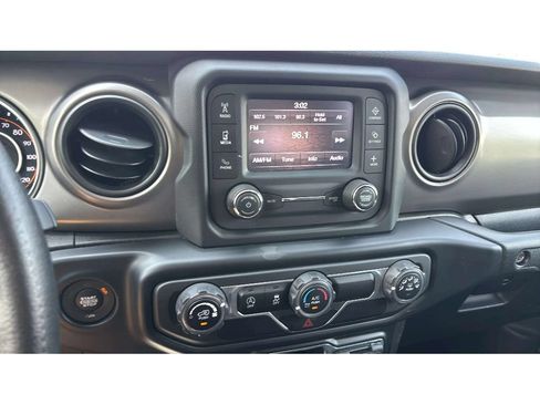 Used 2021 Jeep Gladiator Sport w/ Trailer Tow Package AWD/4WD image 15