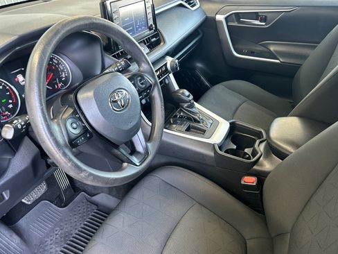 Certified 2021 Toyota RAV4 XLE FWD image 9