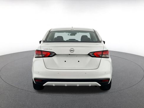 Used 2025 Nissan Versa SV FWD image 8