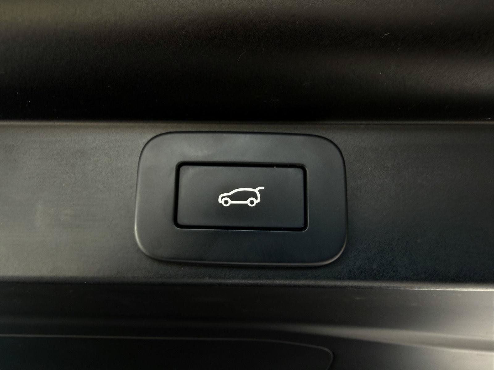 Used 2023 Land Rover Range Rover SE AWD/4WD image 45