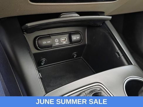 Used 2020 Kia Sorento LX AWD/4WD image 18