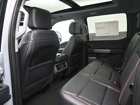 New 2026 Ford F250 Lariat w/ Black Appearance Package AWD/4WD image 2