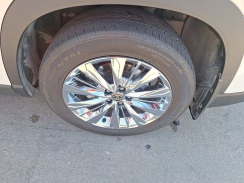 Used 2024 Toyota Grand Highlander Platinum image 11