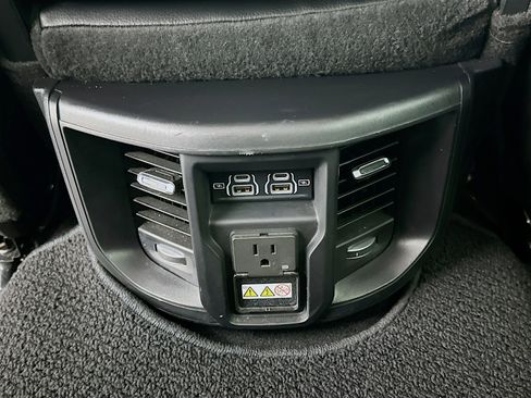 Used 2024 RAM 2500 Laramie image 27