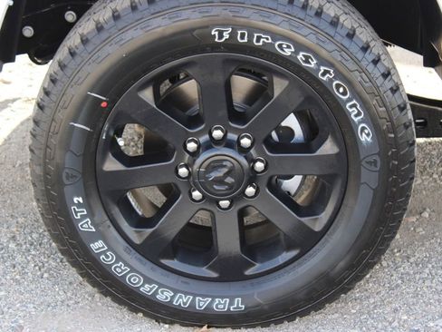 New 2026 RAM 3500 Big Horn AWD/4WD image 8