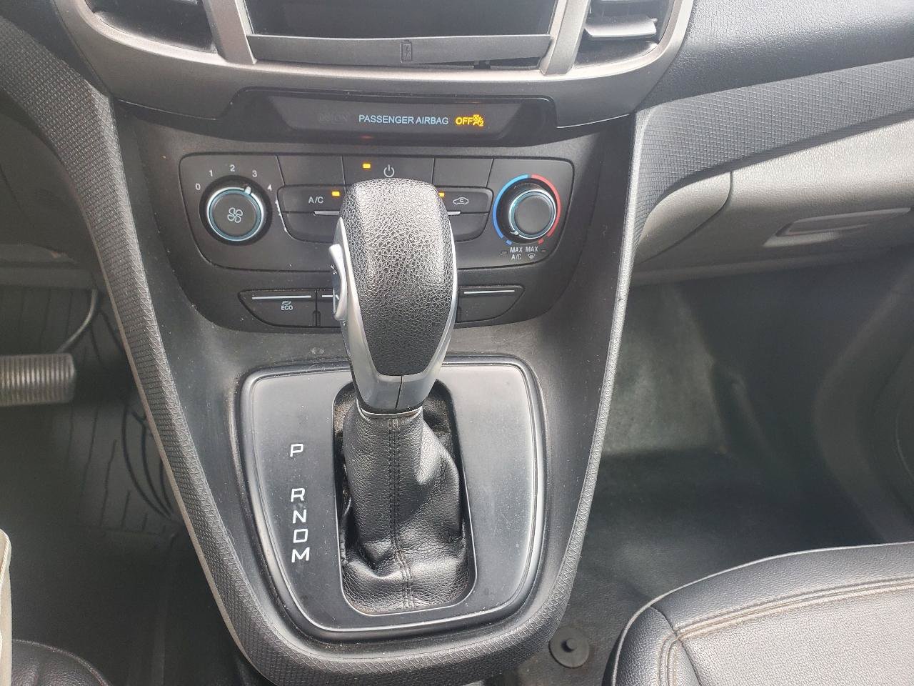 Used 2019 Ford Transit Connect XL FWD image 20