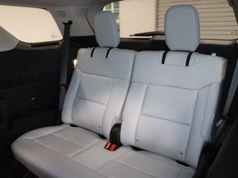 New 2026 Ford Explorer Platinum w/ LUX Leather Package AWD/4WD image 27