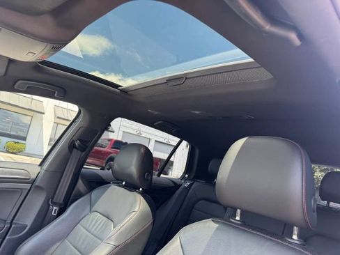 Used 2020 Volkswagen GTI SE FWD image 16