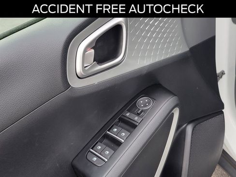 Used 2020 Kia Soul FWD image 18