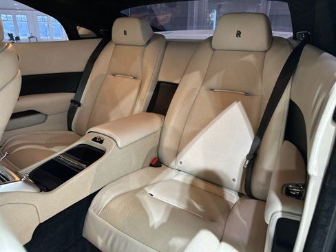 Used 2015 Rolls-Royce Wraith RWD image 6