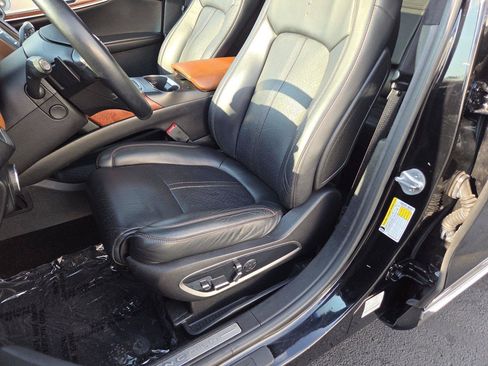 Used 2016 Lincoln MKX Black Label w/ Technology Package AWD/4WD image 22