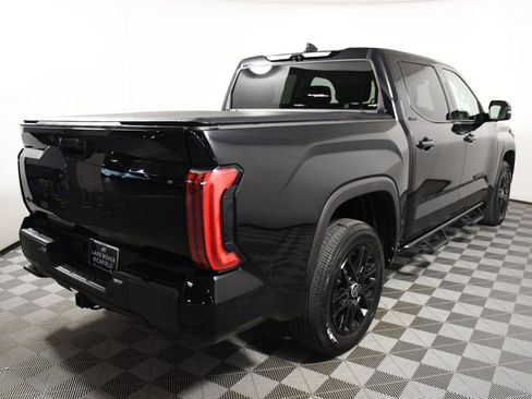 Used 2024 Toyota Tundra Limited AWD/4WD image 6