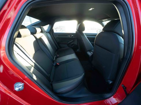 Certified 2025 Honda Civic Sport image 24
