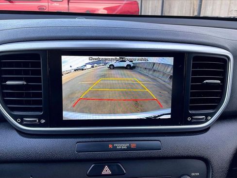 Used 2021 Kia Sportage S image 20