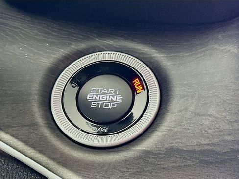 New 2025 Jeep Grand Cherokee Limited image 19