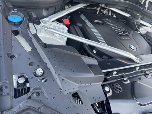 Used 2019 BMW X5 xDrive40i w/ M Sport Package image 68