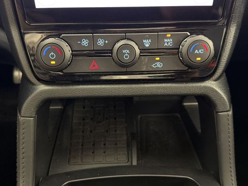 Used 2025 Ford Ranger Raptor AWD/4WD image 18