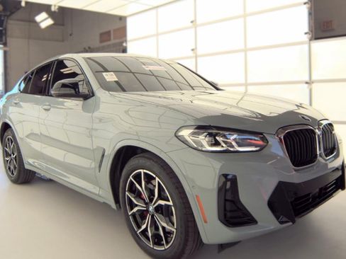 Used 2024 BMW X4 M40i AWD/4WD image 4