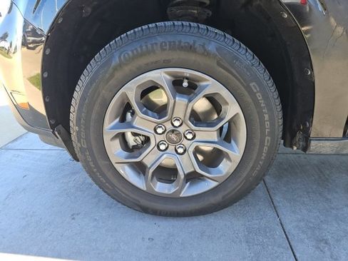 Certified 2022 Ford Maverick XLT image 4