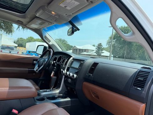 Used 2015 Toyota Sequoia Platinum RWD image 13