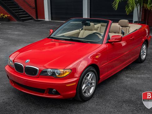Used 2004 BMW 325Ci Convertible RWD image 3