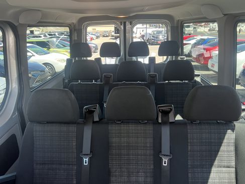 Used 2014 Mercedes-Benz Sprinter 2500 image 14