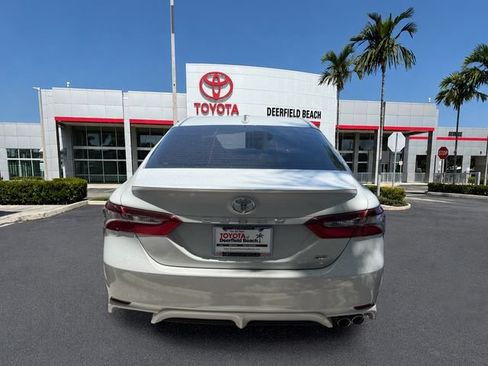Certified 2022 Toyota Camry SE w/ Audio Upgrade Package FWD image 9
