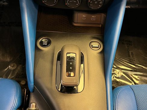 Certified 2024 Nissan Z Performance w/ Floor Mat Package image 24