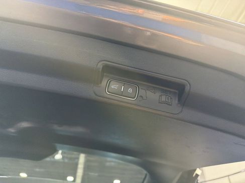 Used 2022 Ford Explorer ST w/ Equipment Group 401A AWD/4WD image 36