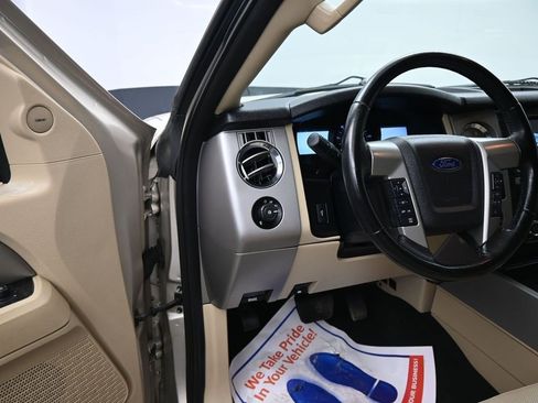 Used 2017 Ford Expedition Limited w/ Equipment Group 301A image 16