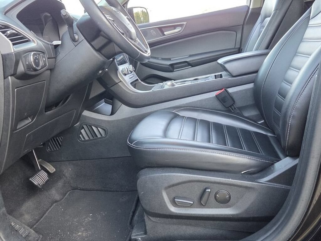 Used 2024 Ford Edge SEL AWD/4WD image 7