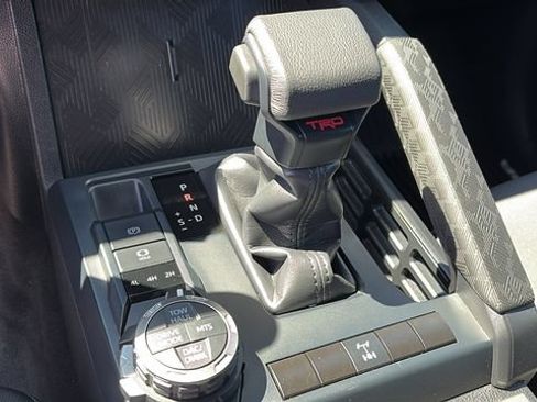 Used 2024 Toyota Tacoma TRD Off-Road AWD/4WD image 20