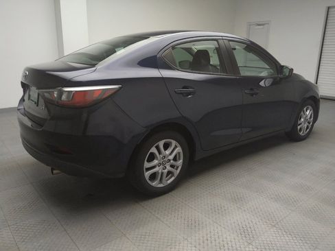 Used 2018 Toyota Yaris iA image 10