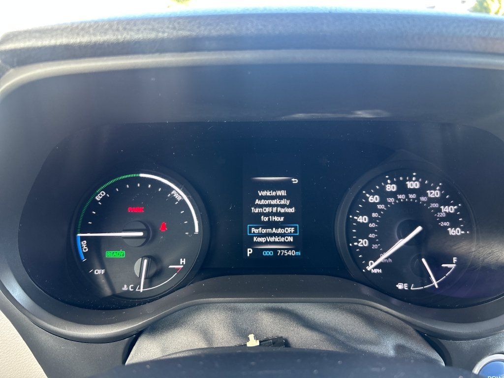 Certified 2022 Toyota Sienna LE FWD image 18