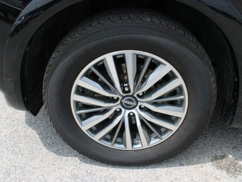 Used 2021 Nissan Armada SL w/ Captain's Chairs Package RWD image 11