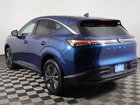 Used 2025 Nissan Murano SL AWD/4WD image 9